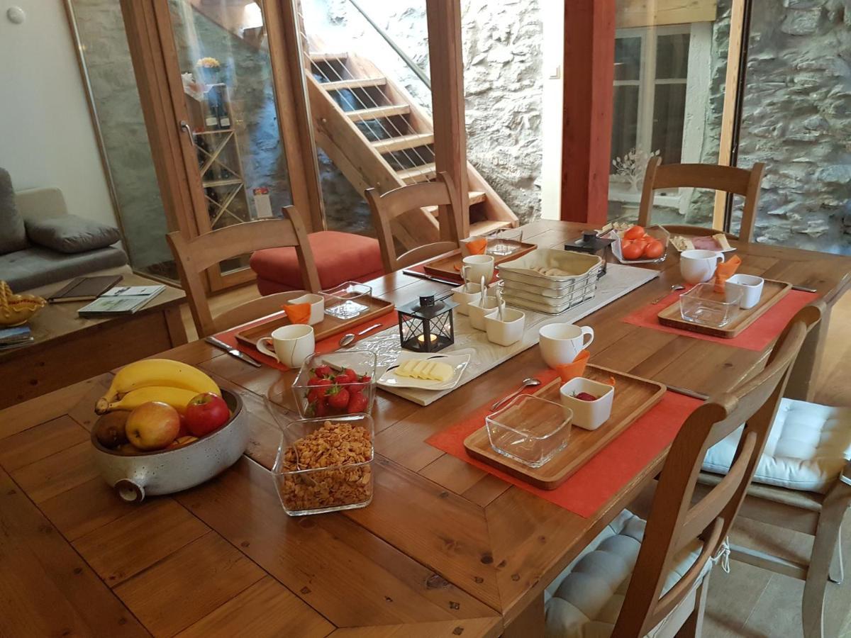 Hotel Chez Constance Saillon Zewnętrze zdjęcie